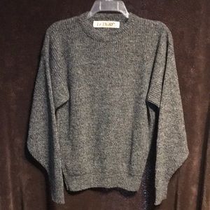 Youth size large Le Tigre acrylic sweater gray